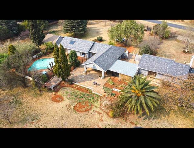 4 BEDROOM HOUSE FOR SALE IN WALKERVILLE CENTRAL